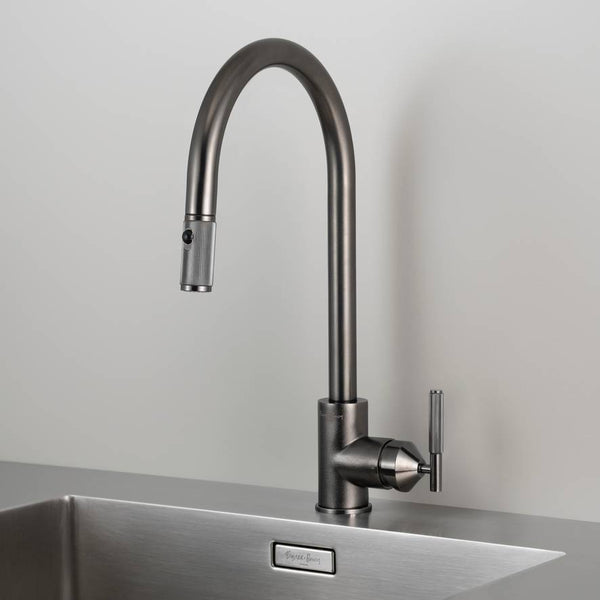 KITCHEN FAUCET / PULL-OUT WITH DUAL SPRAY / LINEAR