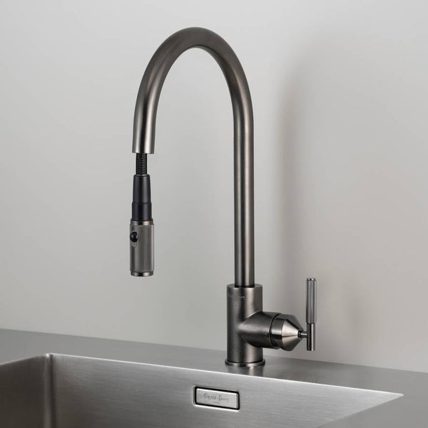 KITCHEN FAUCET / PULL-OUT WITH DUAL SPRAY / LINEAR