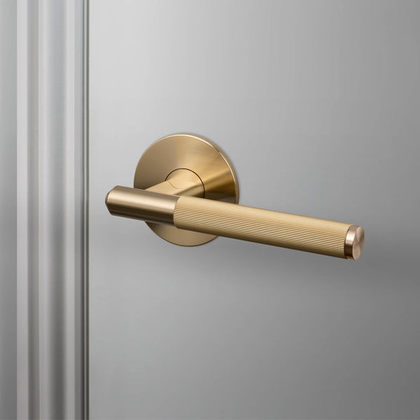 DOOR HANDLE / FIXED / 2-9/16 INCH ROSE / LINEAR
