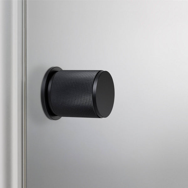 DOOR KNOB / PASSAGE / CROSS
