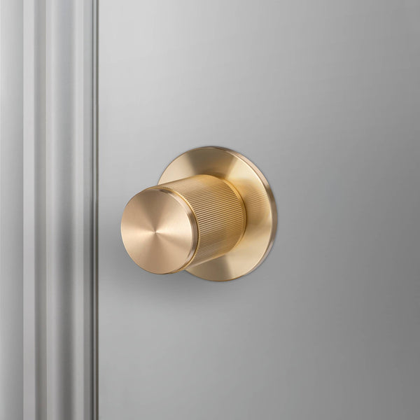DOOR KNOB / PASSAGE / LINEAR