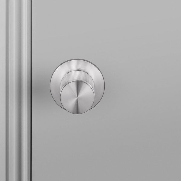 DOOR KNOB / PASSAGE / LINEAR