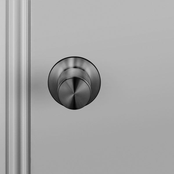 DOOR KNOB / FIXED / DOUBLE-SIDED / LINEAR