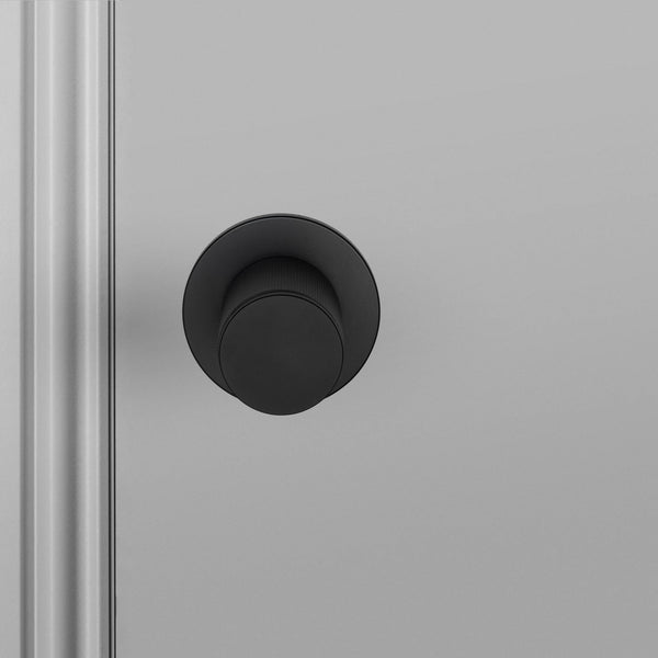 DOOR KNOB / PASSAGE / LINEAR
