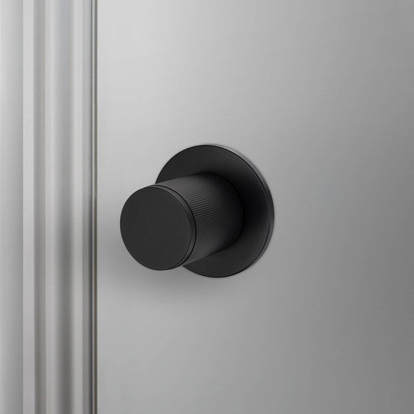 DOOR KNOB / FIXED / DOUBLE-SIDED / LINEAR