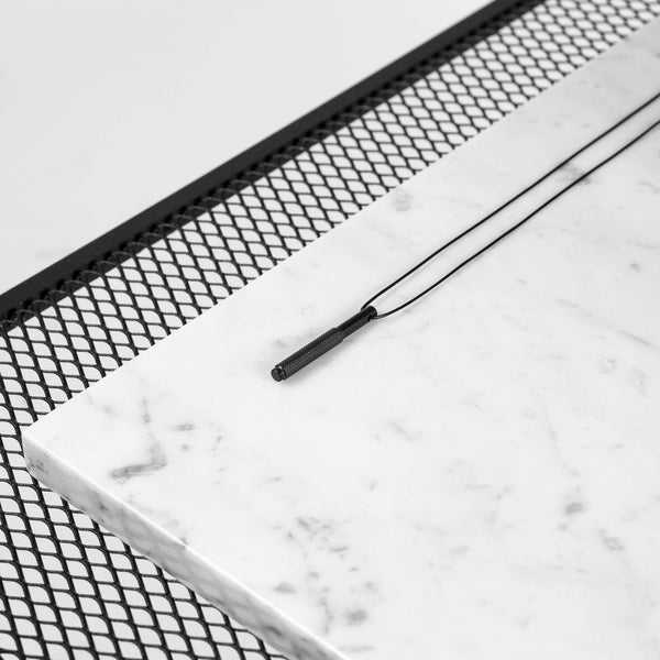 NECKLACE / VERTICAL