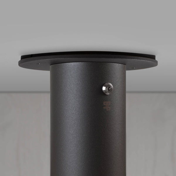 EXHAUST SURFACE / GRAPHITE
