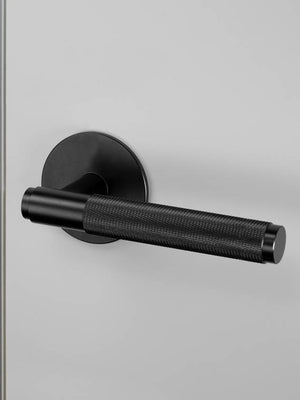 DOOR HANDLE / FIXED / 2-9/16 INCH ROSE / CROSS