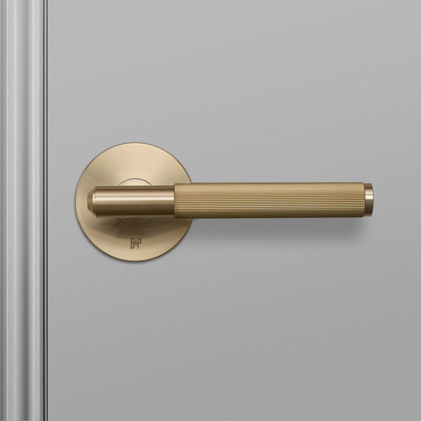 DOOR HANDLE / PASSAGE / LINEAR