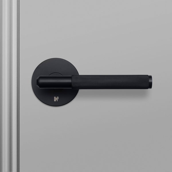 DOOR HANDLE SET / PRIVACY / LINEAR