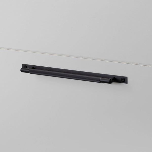 PULL BAR / PLATE / LINEAR / MEDIUM
