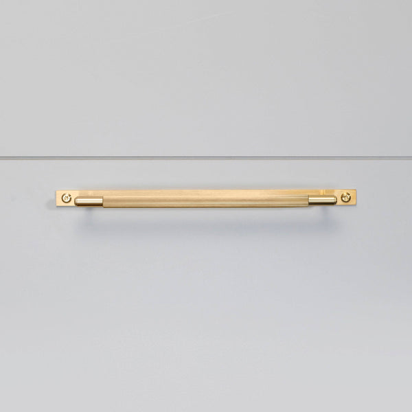 PULL BAR / PLATE / LINEAR / MEDIUM