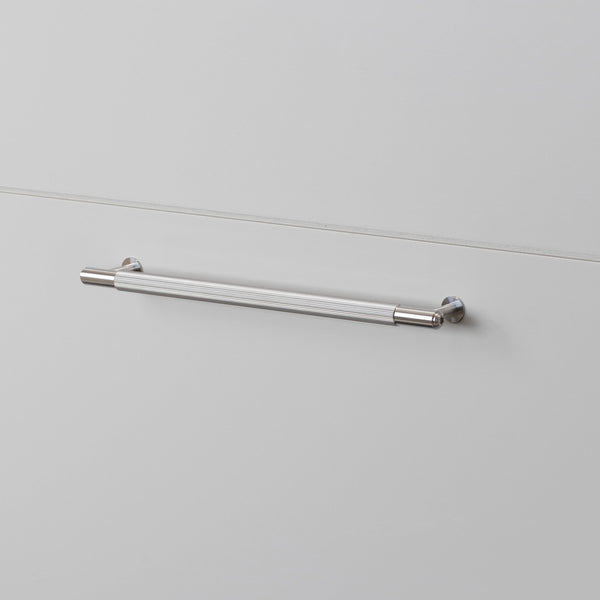 PULL BAR / LINEAR / MEDIUM