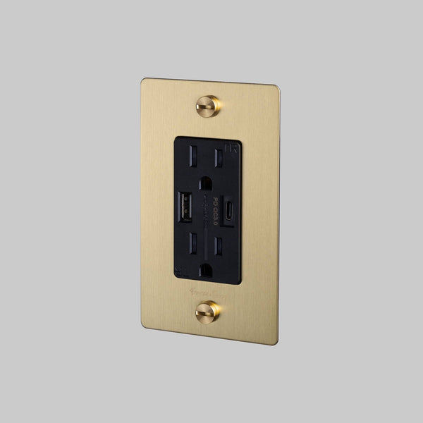 1G DUPLEX OUTLET / USB A + C / WITH LOGO