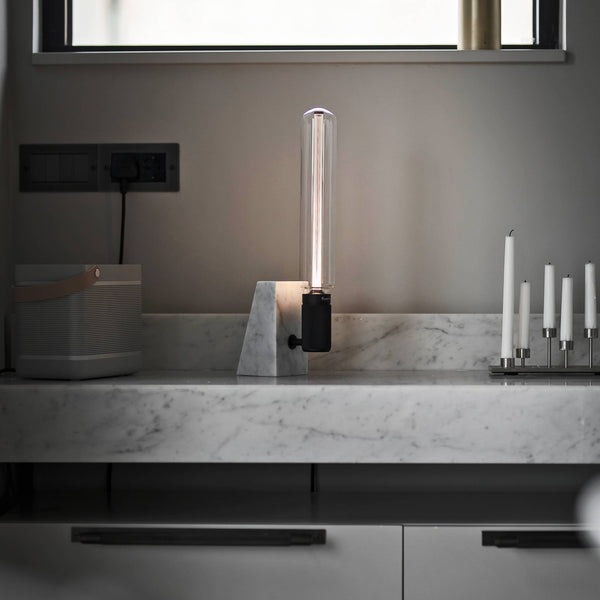 STONED TABLE LIGHT
