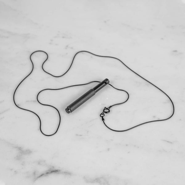 NECKLACE / VERTICAL