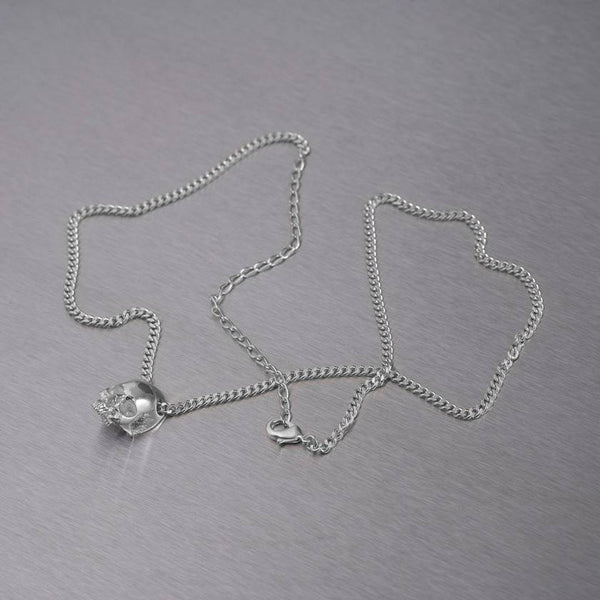 SKULL NECKLACE / TRAVIS BARKER