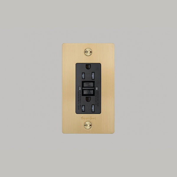 1G DUPLEX OUTLET / GFCI / WITH LOGO